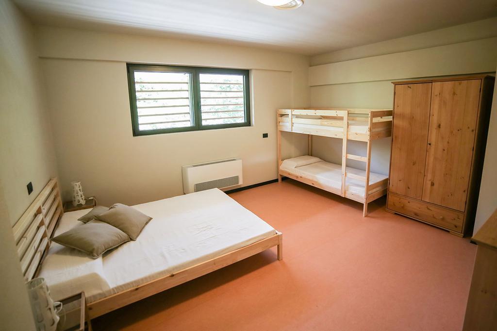 Oasi Hostel Merone Quarto foto